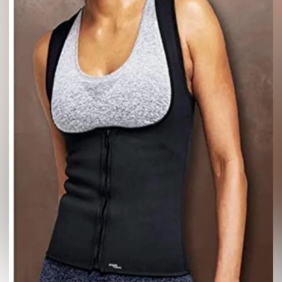 re spin Tops - Re spin by Halle Berry waisted slimmer